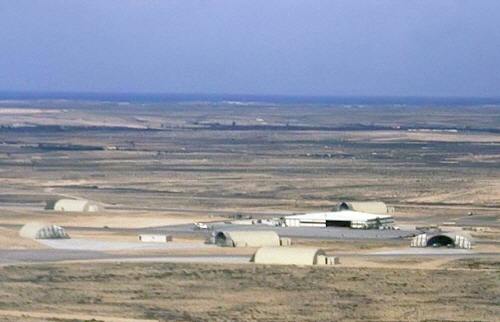 Libyan Ghardabiya Airbase hardened aircraft shaelte in 1982r. Photo: J. Erniyho pilotialetadla.cz
