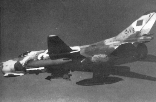 Air Defence patrol over Gulf of Sidra - Libyan 1032rd Air Squadrons Su-22 (S-32M2K) Fitter with newer R-13M missile in 1981. Photo: US NAVY 