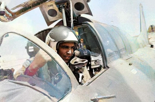 An early Su-22U (S-52UK) trainer aircraft from the 1032nd Squadron, at the Ghardabiya (Sirte) airbase. Photo: Rais Aghafir