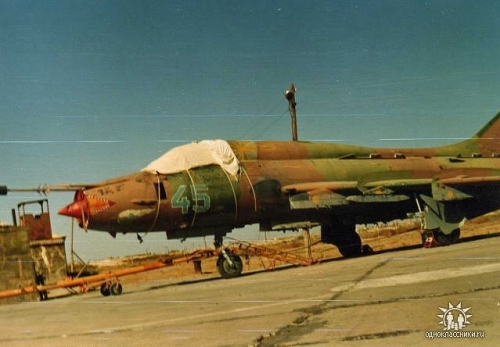 Turkmen Air Force’s 67th Attack Air Regiment's Su-17M3 Fitter-H at Mary-2 in nineties