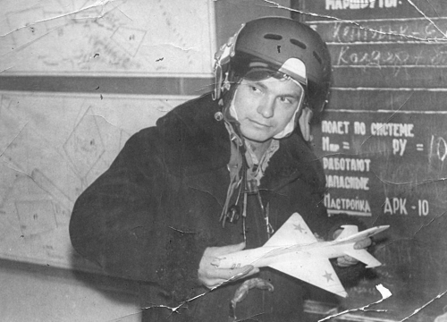 Soviet 27th Guard Fighter Air Regiment's pilot in Usharal. Photo: Zulkaraev Rafat collection