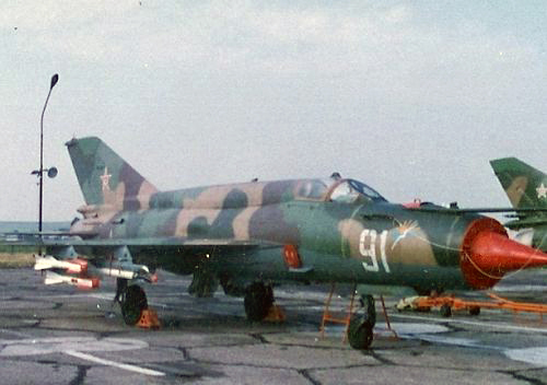 Bulgarian Air Force 15th Fighter Air Regiment former soviet MiG-21bis Fishbed-L fighter in 1991. Source: pan.bg Retrospotters