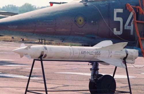 Bulgarian MiG-23BN Flogger-H with Kh-23 (AS-7 Kerry) radio command-guided missile