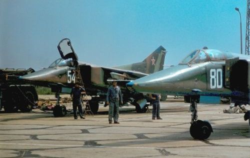 Bulgarian Air Force 25th Fighter Bomber Air regiment’s MiG-23BN Flogger Photo: Evgeni Andonov collection