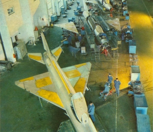  J-7I / F-7A Fishbed assembly line at Chengdu Aircraft factory