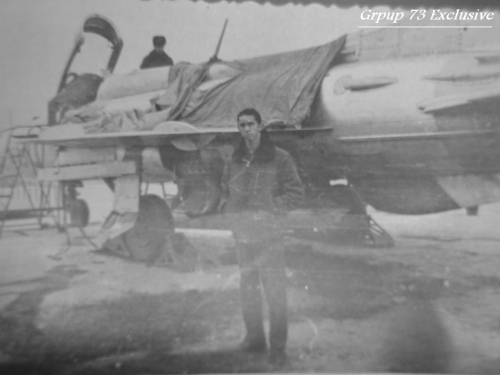 Young Egyptian pilot in front of his MiG-21PF Fishbed-D fighters in the late sixties Photo: Group 73 Exclusive
