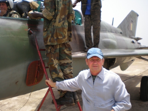 Force Aerienne de Guinea MiG-21UM