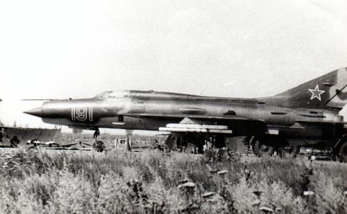 Soviet MiG-21PF Fishbed-D at Kupyansk airport in 1983
