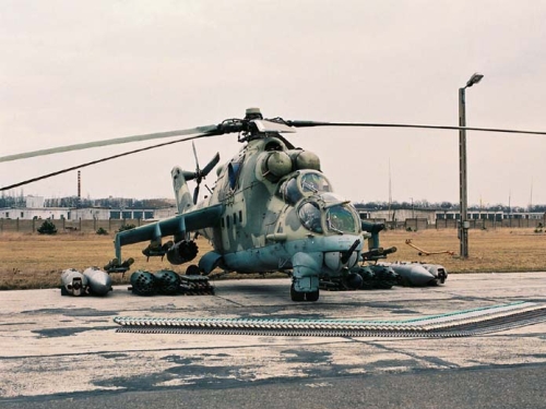 Hun_Mi-24V_Weapons01.jpg