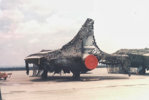 Hungarian MiG-23 Floggers in light-gray color scheme