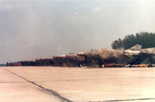 Hungarian MiG-23 Floggers in light-gray color scheme
