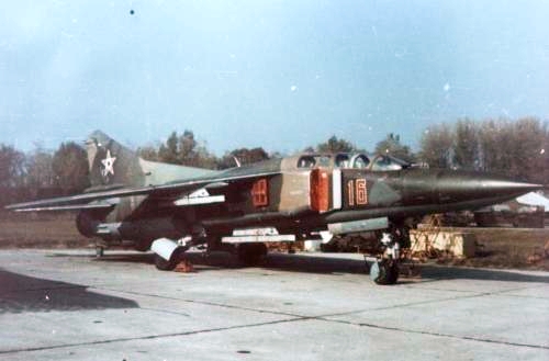 Hungarian MiG-23UB Flogger-C in camouflage