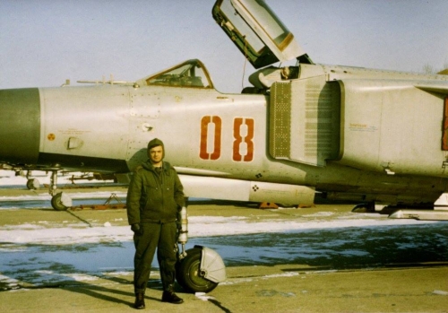 Hungarian MiG-23MF Flogger-B in light-gray color scheme EARLY YEARS