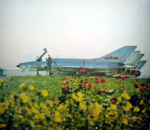 Early Chinese J-7I Fishbed