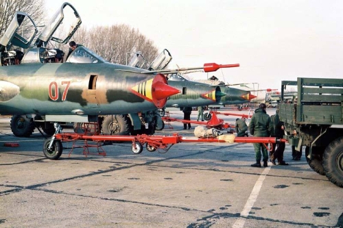Hungarian Su-22UM3 Fitter-G reconnaissance-bomber trainer type at Taszár air base in 1984