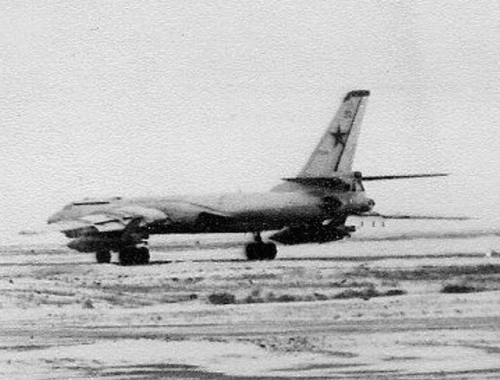 Tu-16 ‘Badger’ bomber aircraft carries KSR-5NM (KSR-5 AS-6) 'Kingfish' Target missile Sary Shagan