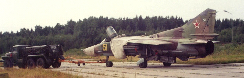 Soviet 899th APIB MiG-27D Flogger-J at Lielvarde airport. Photo: Stanislav Mackovik (airforce.ru)