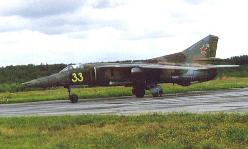 Soviet 899th APIB MiG-27D Flogger-J at Lielvarde airport. Photo: Stanislav Mackovik (airforce.ru)
